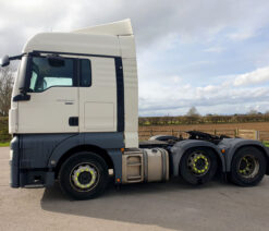 man tgx 26.440 tractor unit 6x2 auto 2016 240310