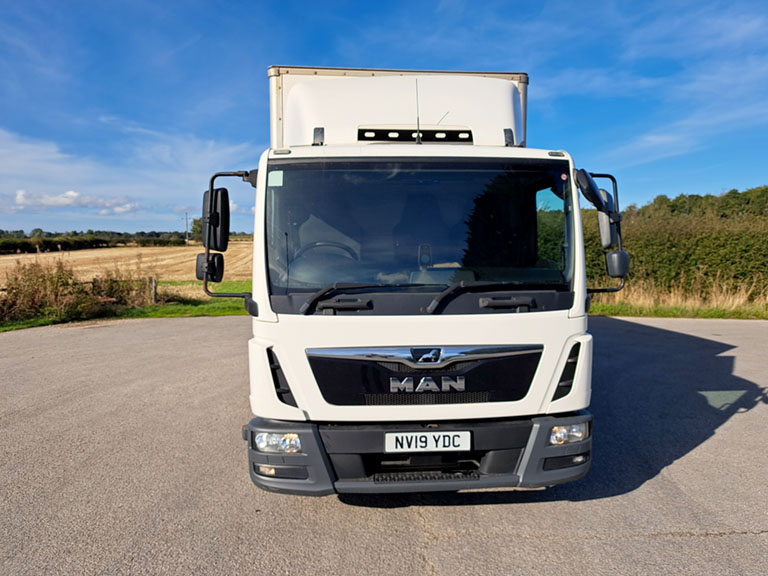 man tgl 7.190 box 4x2 auto 2019 240904