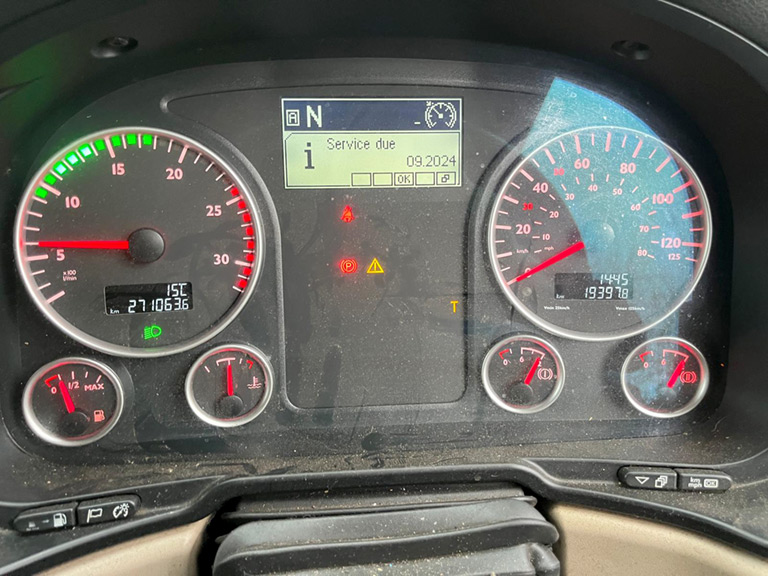 man tgs 320.26 low loader beavertail recovery truck rigid 6x2 auto 2018 241201