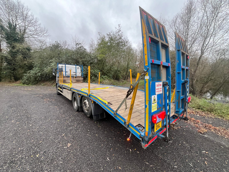 man tgs 320.26 low loader beavertail recovery truck rigid 6x2 auto 2018 241201