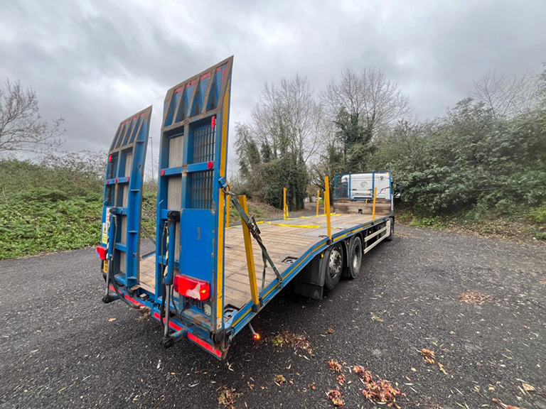 man tgs 320.26 low loader beavertail recovery truck rigid 6x2 auto 2018 241201