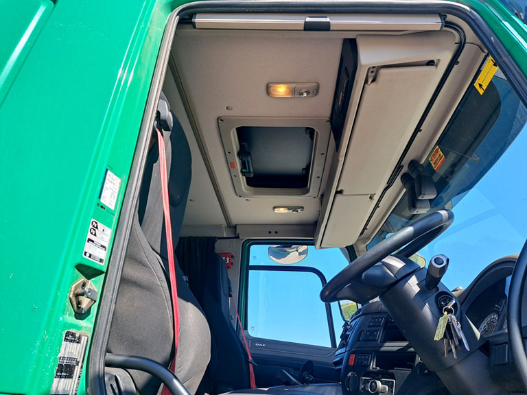 daf cf 530 tractor unit 6x4 auto 2019 250502
