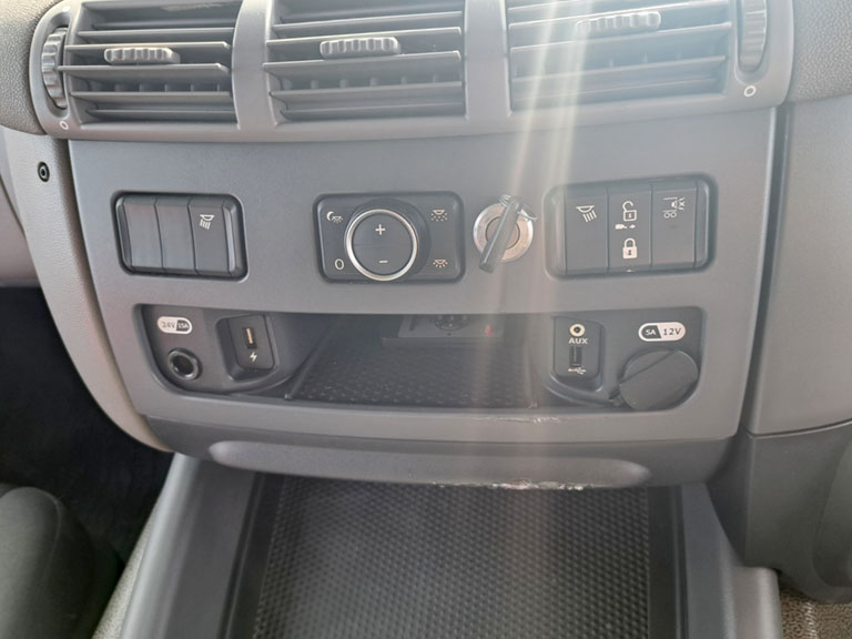 daf cf 480 ftr twin line hydraulics tag axle tractor unit 6x2 auto 2019 251001