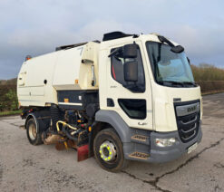daf lf fa 230 16t road sweeper rigid 4x2 auto 2020 260202