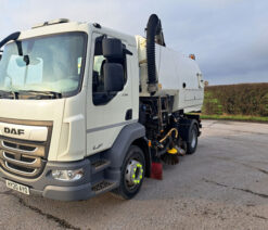 daf lf fa 230 16t road sweeper rigid 4x2 auto 2020 260202