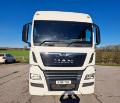 man tgx 26.500 tractor unit 6x2 auto 2019 260204