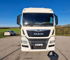 man tgx 26.500 tractor unit 6x2 auto 2019 260205