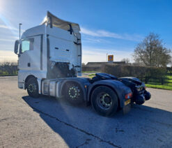 man tgx 26.500 tractor unit 6x2 auto 2019 260205