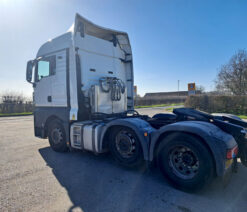 man tgx 26.470 tractor unit 6x2 auto 2020 260302