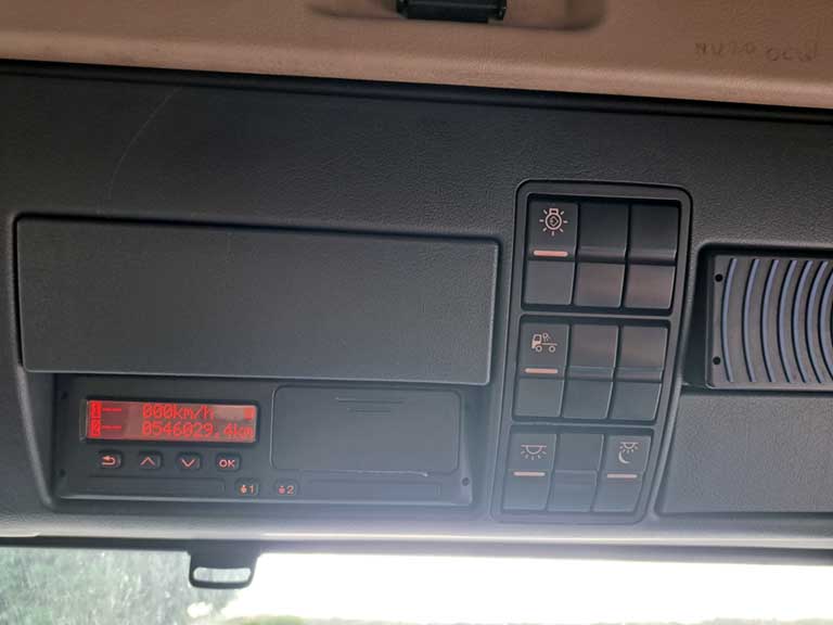 man tgx tractor unit 6x2 auto 2020 260306