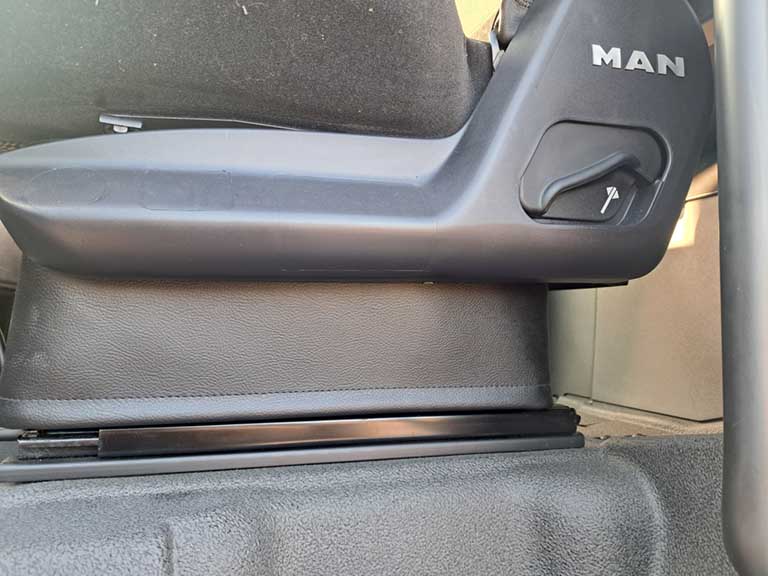 man tgx 26.470 tractor unit 6x2 auto 2020 260307