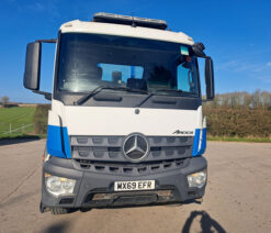 mercedes arocs 2630 tipper 6x4 auto 2019 260301