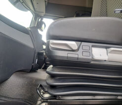 renault t range tractor unit 6x2 auto 2019 260208