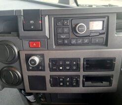 renault t range tractor unit 6x2 auto 2019 260208
