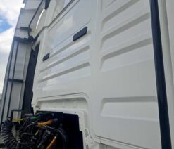 man tgx 26.500 tractor unit 6x2 auto 2019 260401