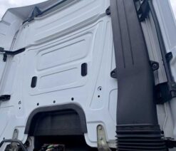 mercedes actros tractor unit 6x2 auto 2021 260501