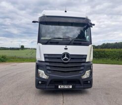 mercedes actros 2545 big space tractor unit 6x2 auto 2021 260602