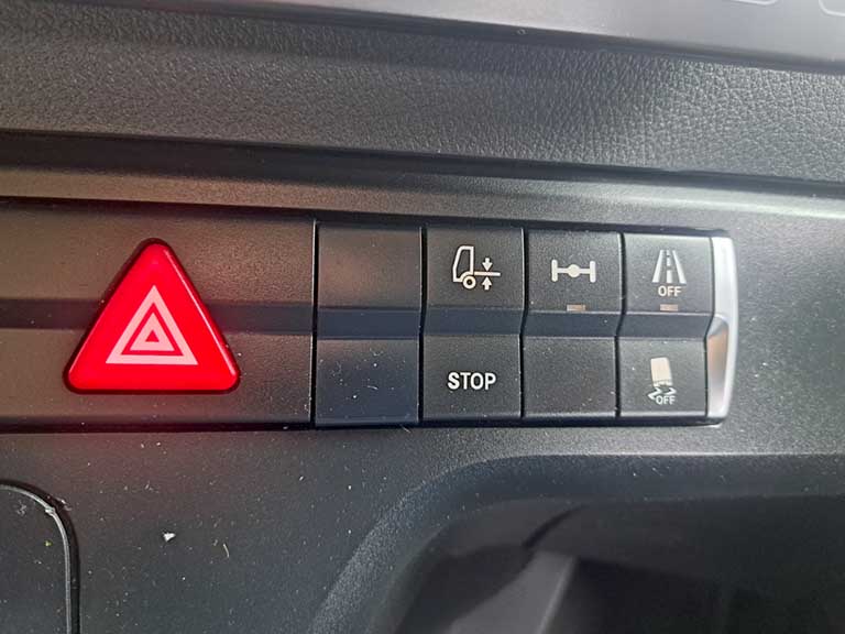 mercedes actros 2545 big space tractor unit 6x2 auto 2021 260602