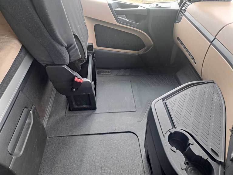 mercedes actros 2545 big space tractor unit 6x2 auto 2021 260602