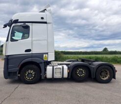 mercedes actros 2545 big space tractor unit 6x2 auto 2021 260602