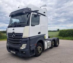 mercedes actros 2545 big space tractor unit 6x2 auto 2021 260602