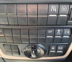man tgx 26.510 tractor unit 6x2 auto 2020 260701
