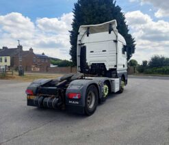 man tgx 26.510 tractor unit 6x2 auto 2020 260701