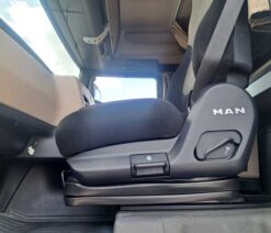 man tgx 26.510 tractor unit 6x2 auto 2020 260701